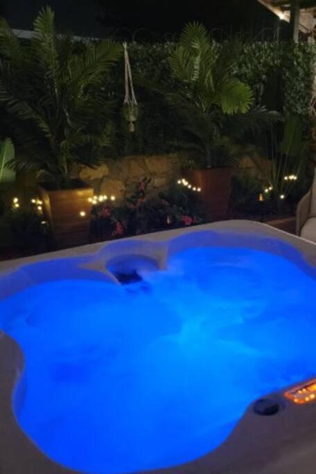 The Ritz Spa Sanctuary Hot Tub/Patio/Fam/Pet Las Cruces Buitenkant foto